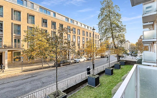 City Relay Urban Charm Chelsea Apartment