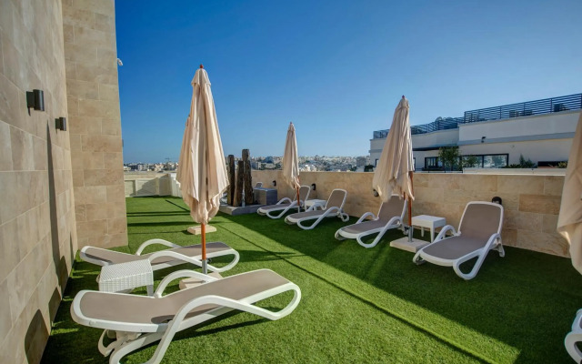 Allegro Hotel