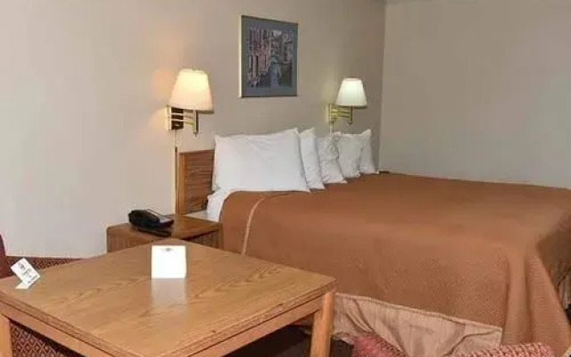 Rodeway Inn