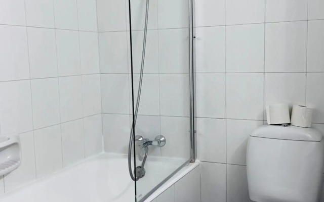 Navarria Hotel