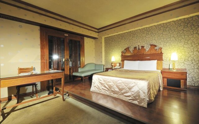 Jiaqing Hotel