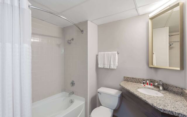 Ramada by Wyndham Windsor Locks