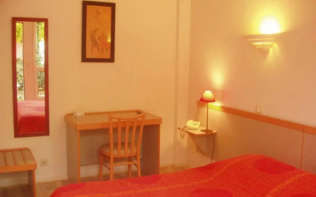 Hotel Orange Marine