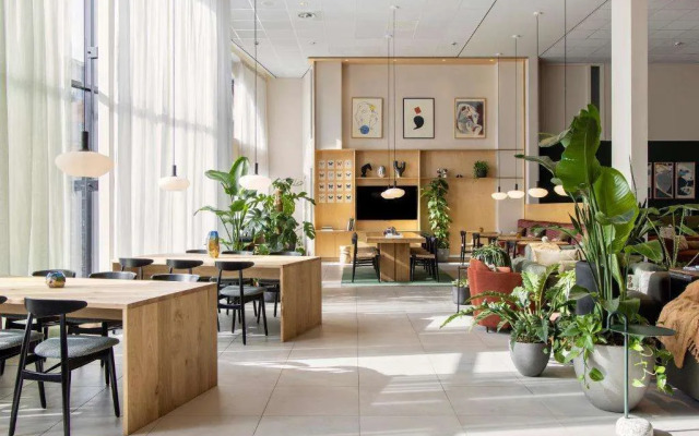 Cove - Centrum, Passage