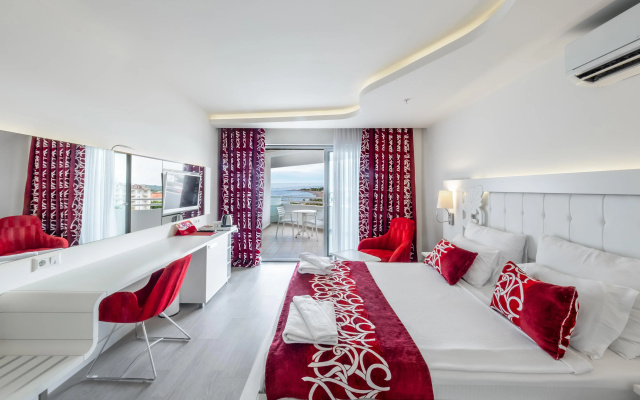 Laguna Beach Alya Resort & SPA - All Inclusive