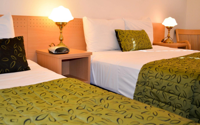 Airport Motel