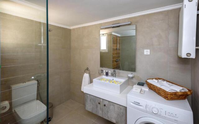 Aspasias Luxury Suite