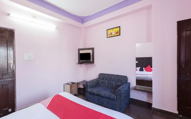 OYO 23056 Hotel Utsav