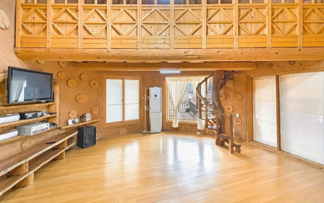 Ganghwa Nadeulgilheulgjib