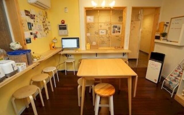 Mr Egg Hostel
