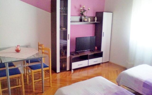 Apartments Ana