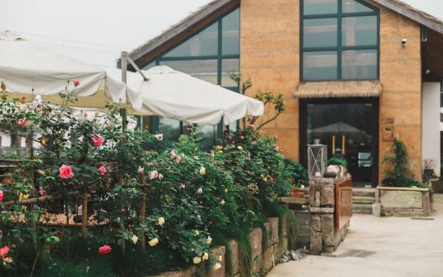 Floral Hotel Ningbo Dongqianlake Guanyi