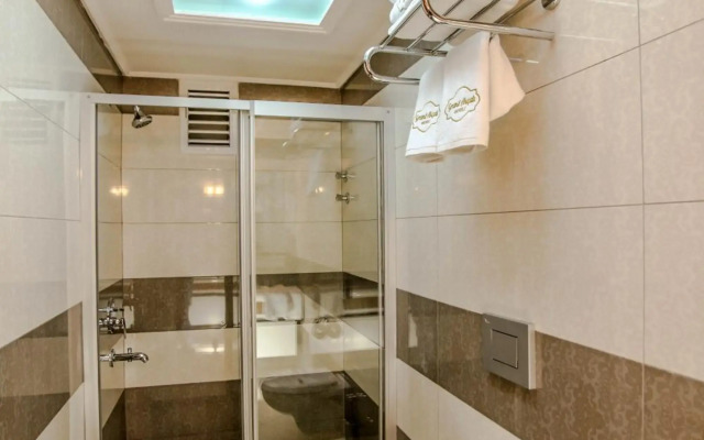 Grand Akcali Hotel