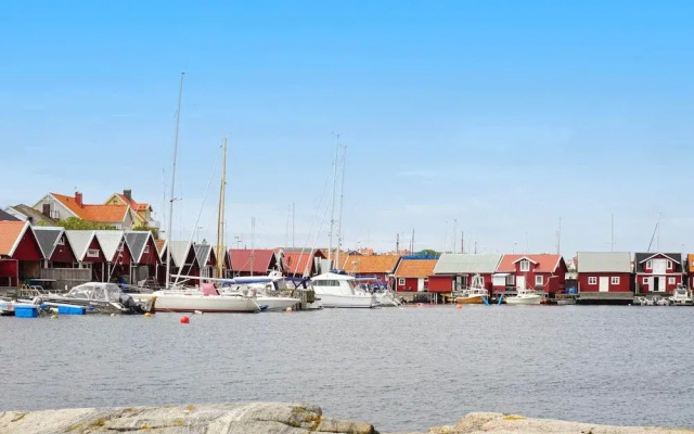 8 Person Holiday Home in Kungshamn