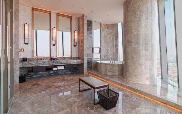 InterContinental Guangzhou Exhibition Center by IHG