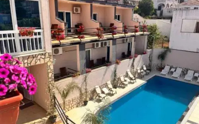 El Mar hotel