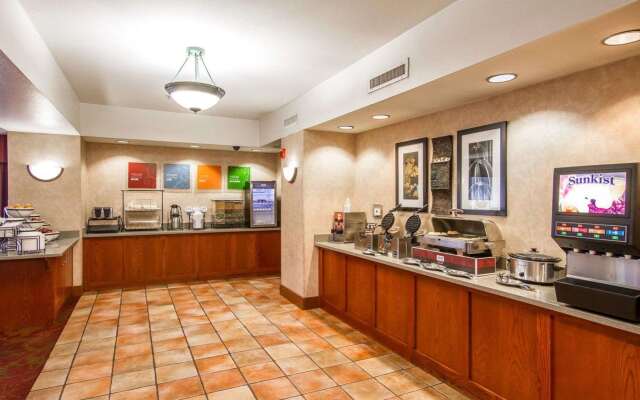 Comfort Inn I-10 West at 51st Ave