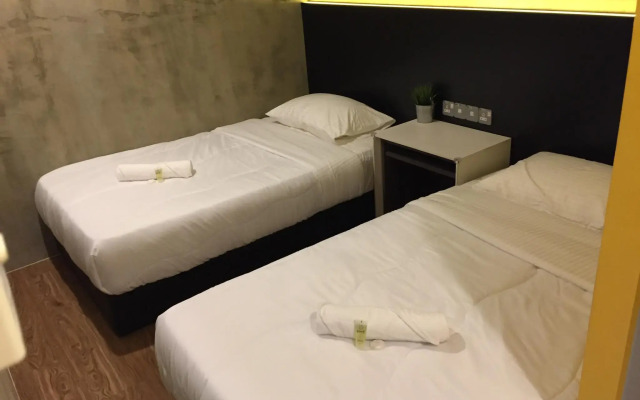 Monaco Boutique Hotel Sadong Jaya