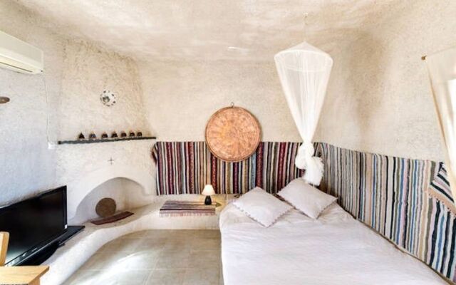 Mesodokia Homes