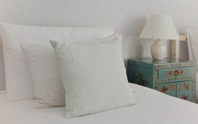 The Edinburgh Address - Classic Marchmont Charm