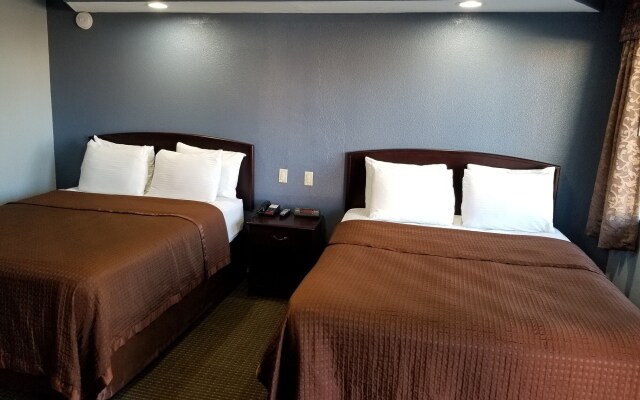 Travelodge by Wyndham Barstow