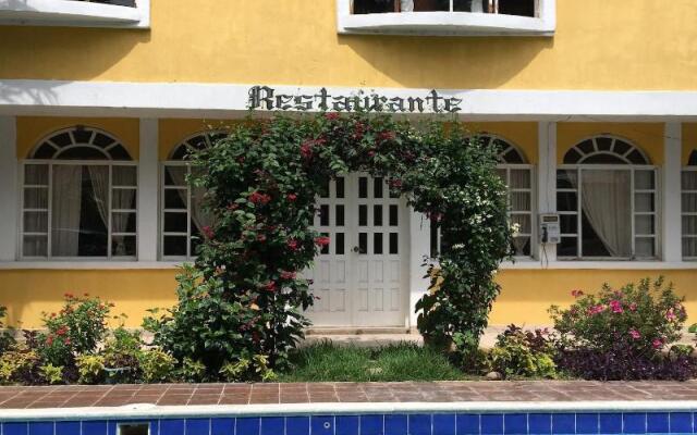 Grand Hotel Panajachel