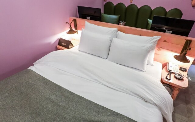 Hotel Form