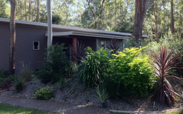 Mistinthegumtrees Eco Luxury Cabins