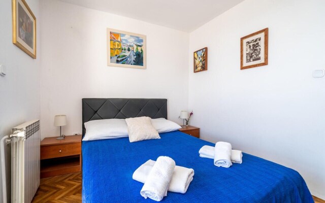 Beautiful Home in Dubrovnik With Wifi and 4 Bedrooms