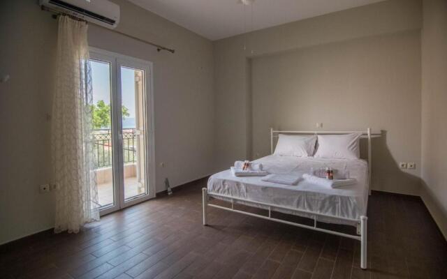 Lovely 3-bedroom Rental Unit With Alluring Views