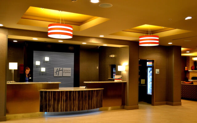 Holiday Inn Express Covington-Madisonville by IHG
