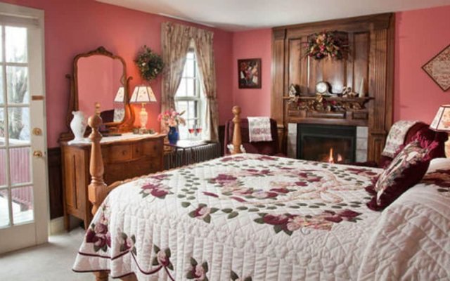 Country Hearth Bed & Breakfast
