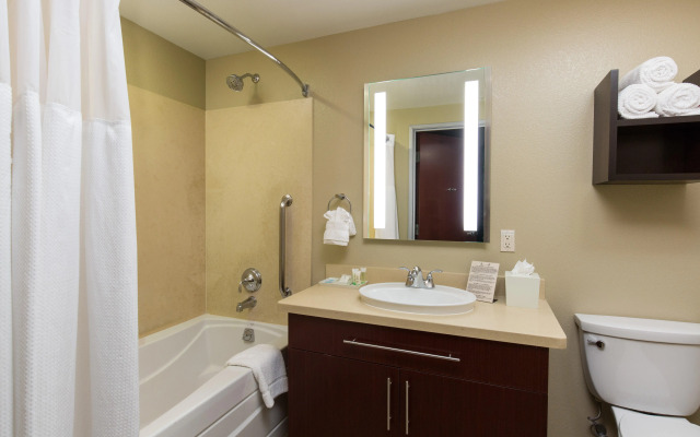 Staybridge Suites: Las Vegas - Stadium District by IHG