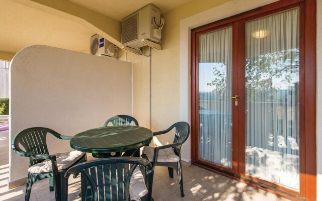 Awesome Home in Povljana With Wifi and 1 Bedrooms