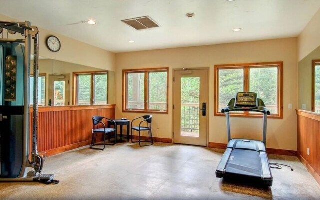 Tyra Riverbend 111 Condo by RedAwning