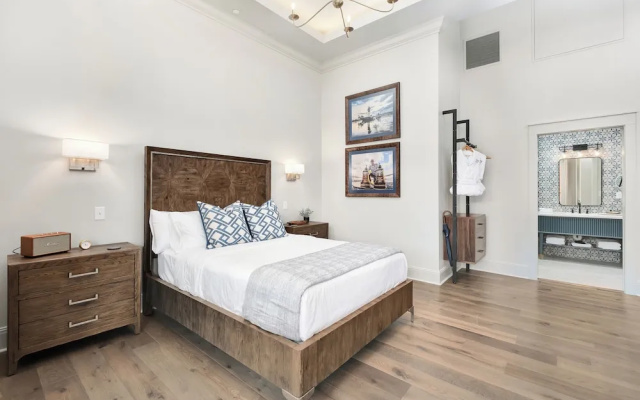 The Flying Fifty, a Luxury Boutique Hotel