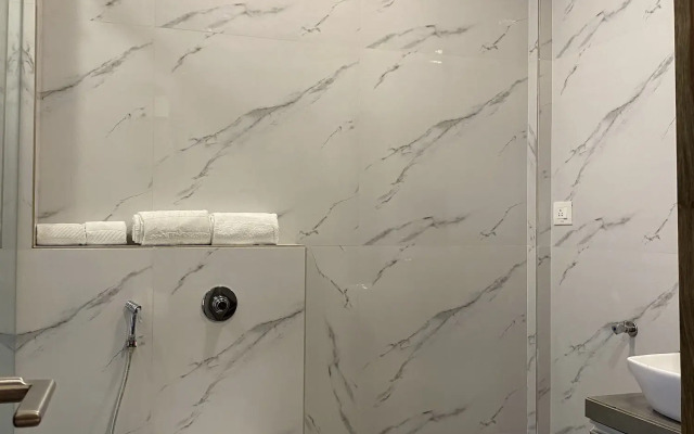 Theory9 Premium Serviced Apartments Khar