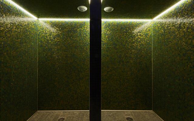 Kyriad Prestige Lyon Est - Saint Priest Eurexpo Hotel and Spa