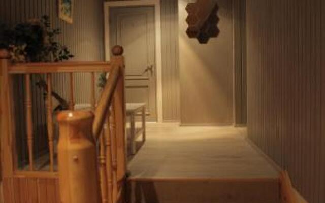 Rabbit Hotel