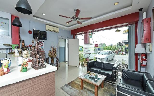 Hotel O M Three Hotel