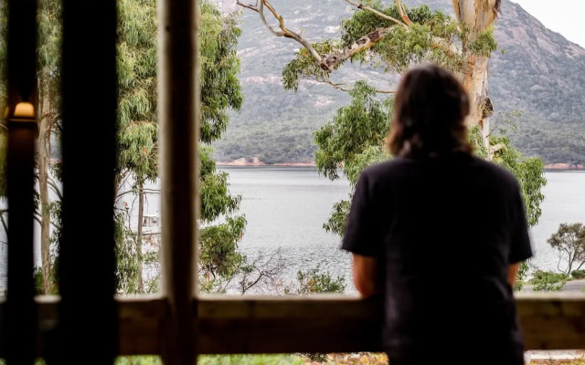 Freycinet Cottage 2