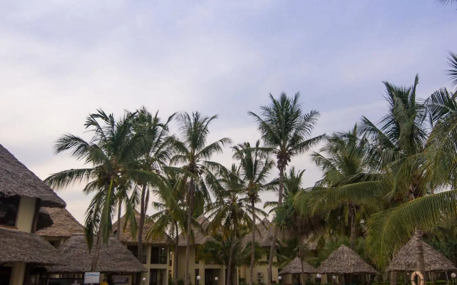 Hotel White Sands Resort and Conference Centre