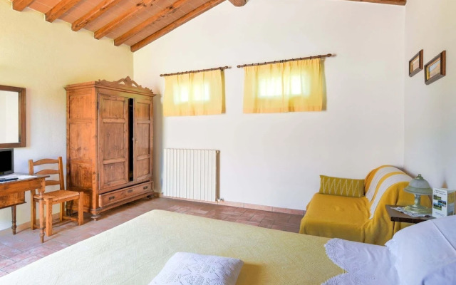 Holiday Home in Tuscany With Pool