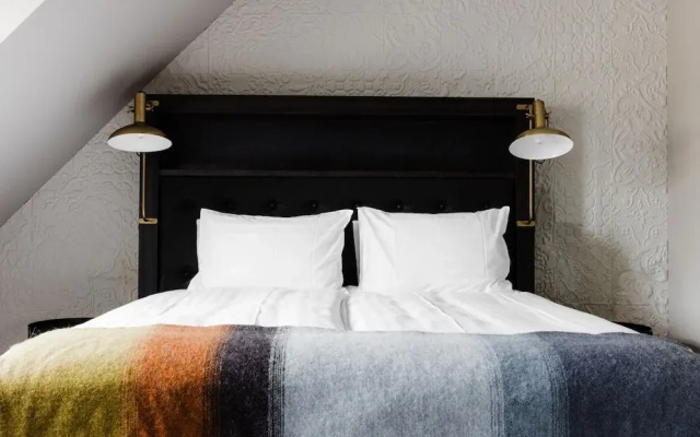 ODDSSON Downtown Hotel