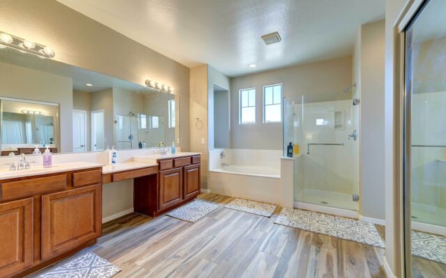 Heated Pool, Community Perks: Updated Gilbert Home