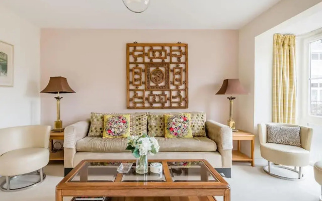 Sunnybank House in North Epsom