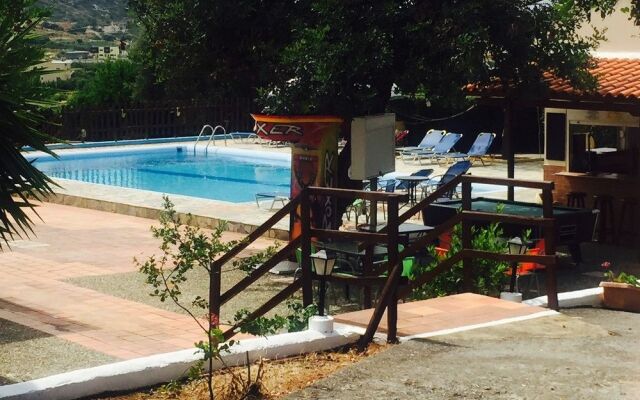 Ceratonia Apartments