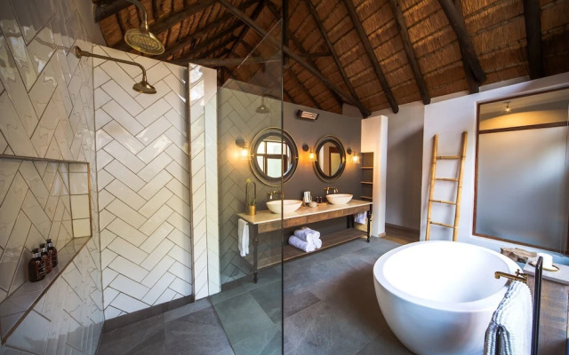 Nkala Safari Lodge