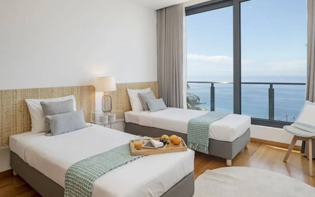 Vila Papagaio Verde by An Island Apart