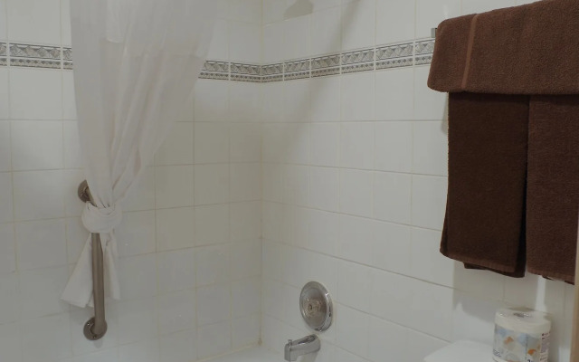 Canadas Best Value Inn and Suites Fernie